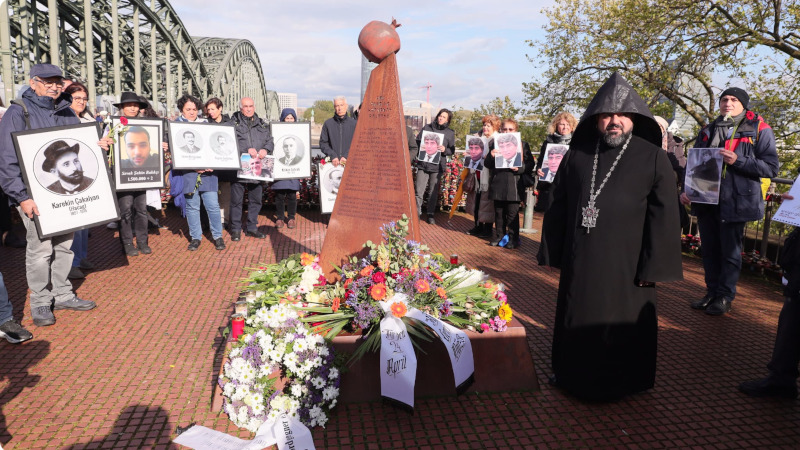 Köln'de anma düzenlendi