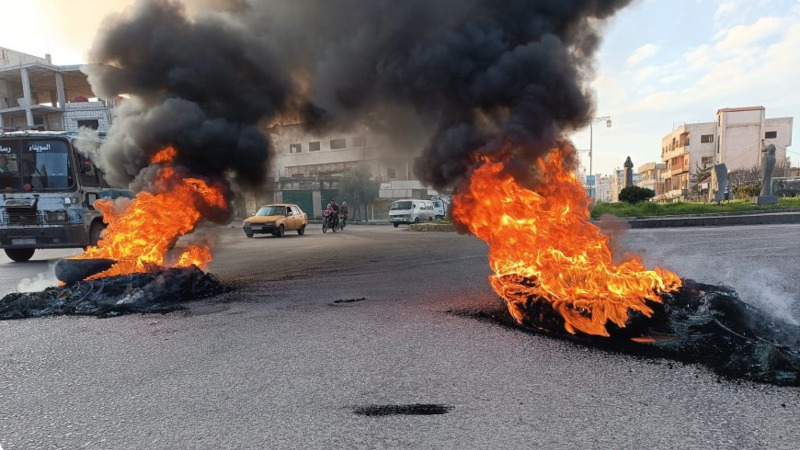 Süveyda'da rejim eylemcilere ateş açtı