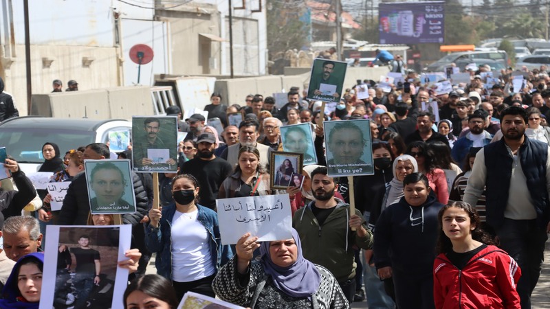 Darîn Ahmed yazd� / Rojava'da esirler için mücadele