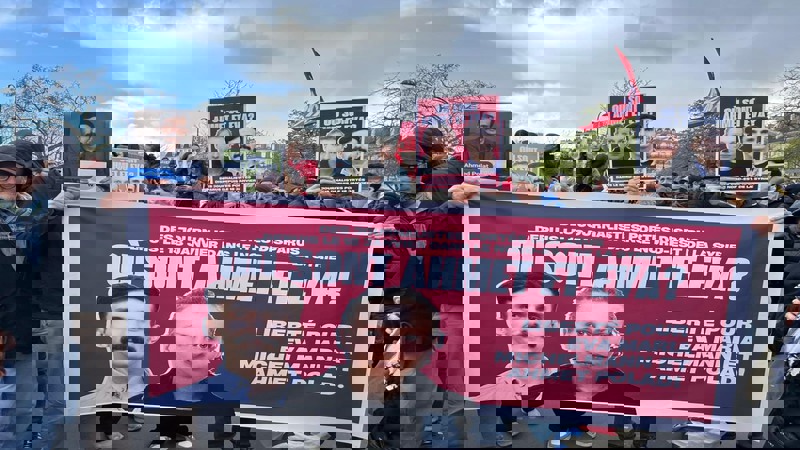 Paris'te antifa�ist yürüyü�: Eva ve Ahmed nerede?