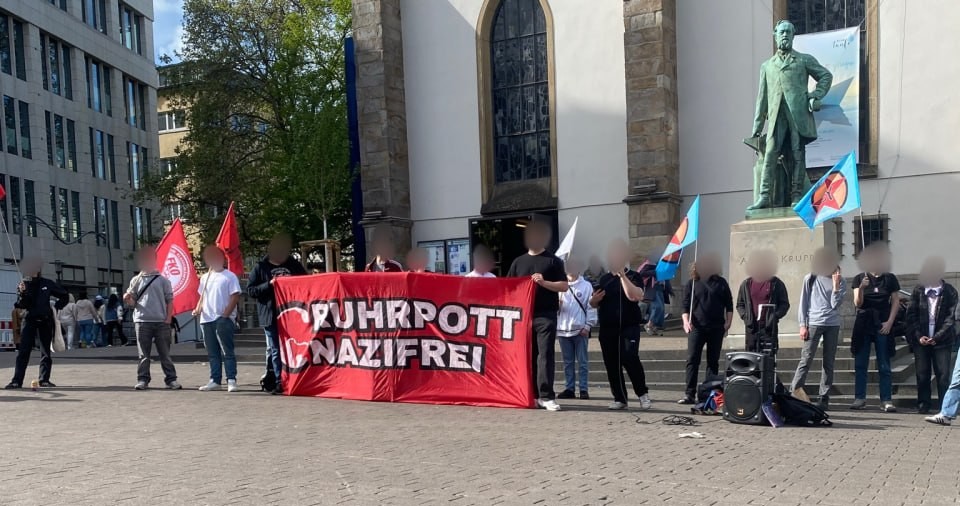 Essen'de fa�ist sald�r�ya kar�� eylem: Cevaps�z b�rakmayaca��z